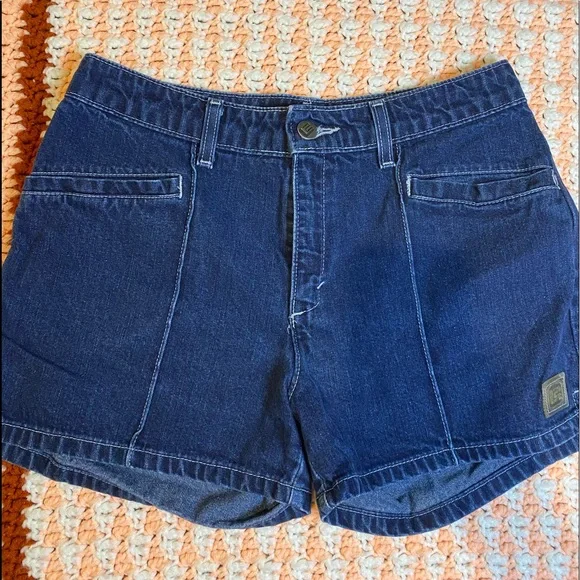 vintage levi’s shorts - Picture 2 of 5